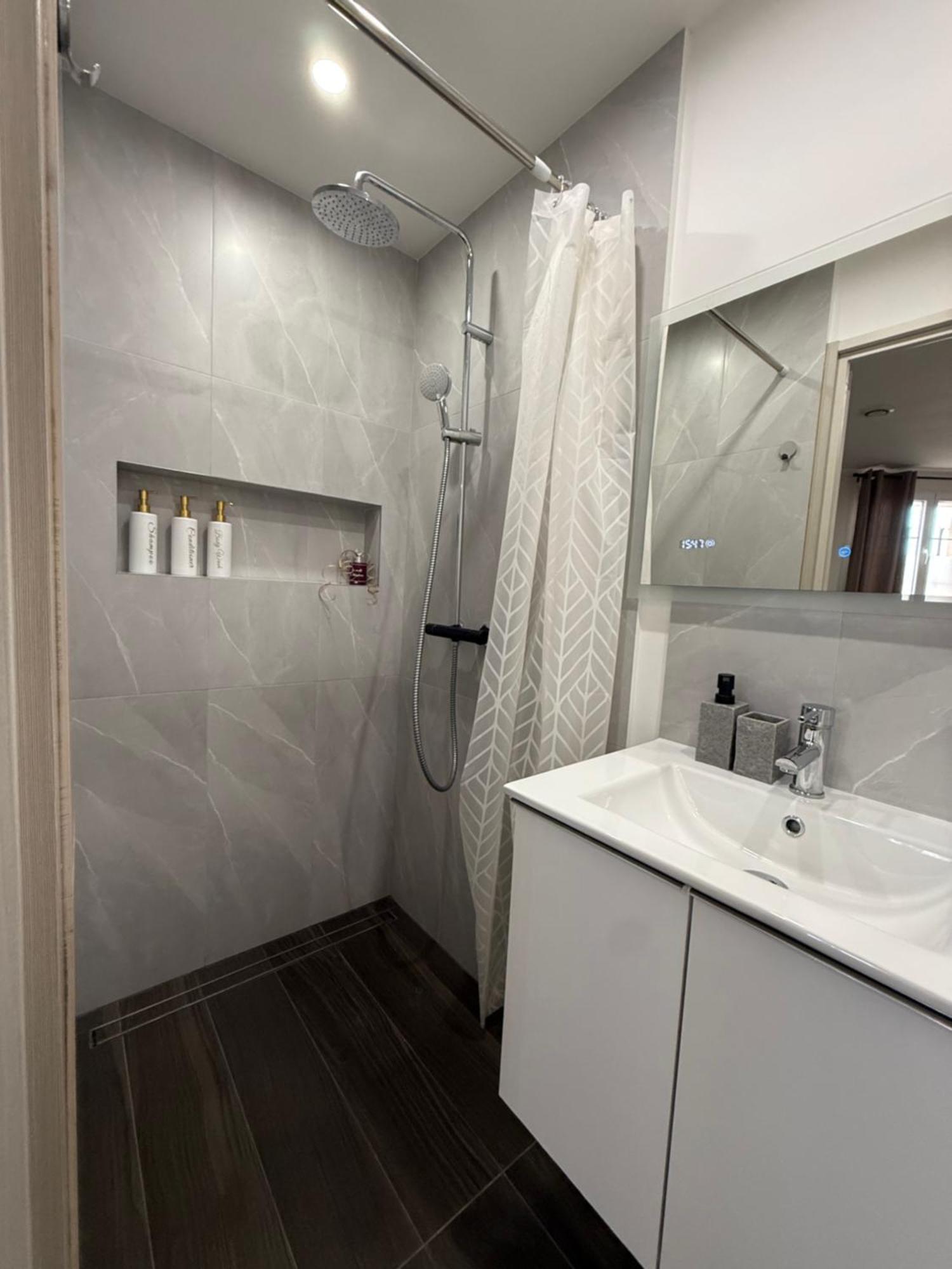 Studio, Maison, Rez De Chaussee, 佩皮尼昂 外观 照片